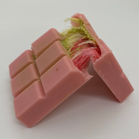 Angel Hair Raspberry Chocolate with Pistachio & Cotton Candy - 55gr - TryAladdin