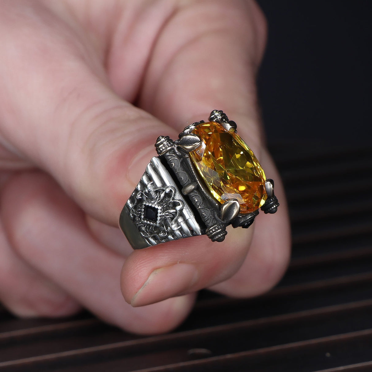 Tesbihevim | Men's Silver Ring with Citrine Stone - TryAladdin