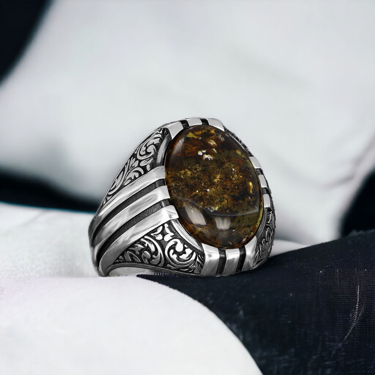 Tesbihevim | Men's Silver Ring with Fossil Drop Amber Stone - TryAladdin