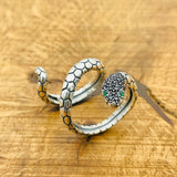 Adjustable Onyx Snake Ring - TryAladdin