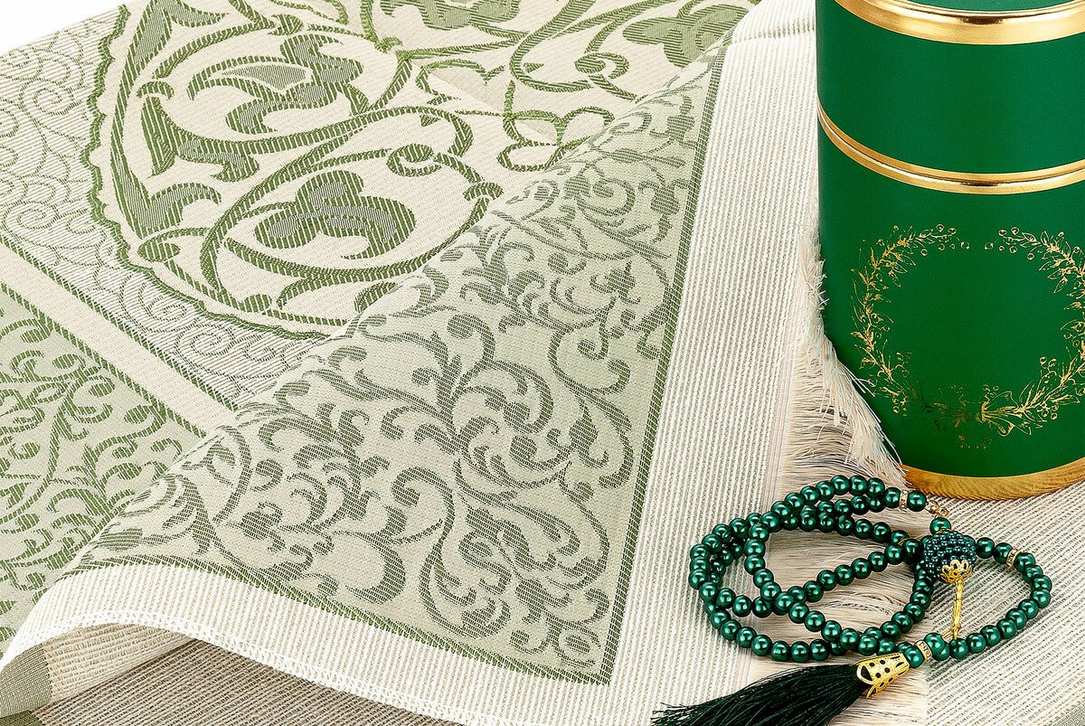 Cylender Boxed Prayer Rug Set, Green - TryAladdin