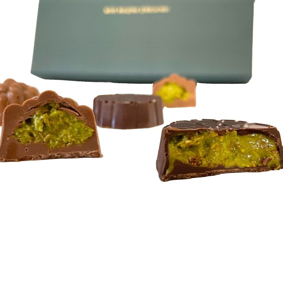 Dubai Chocolate Assortment – Single Serve Pieces in Gift Box - TryAladdin