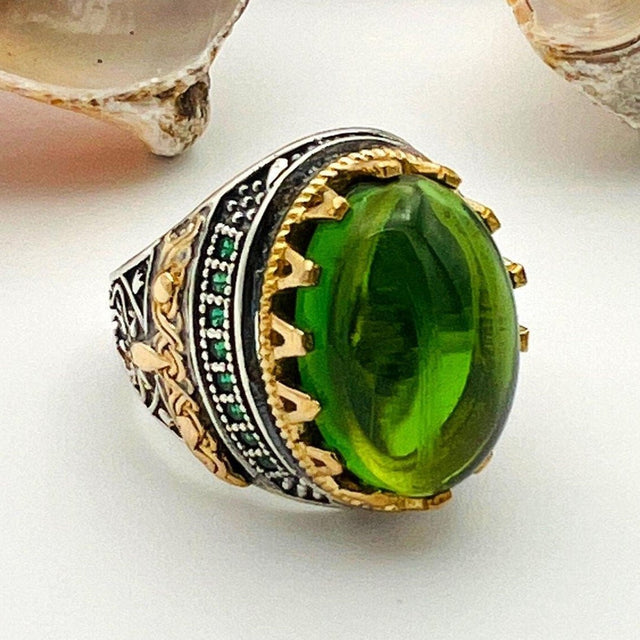 Green Emerald Oval Stone Men's Ring - TryAladdin