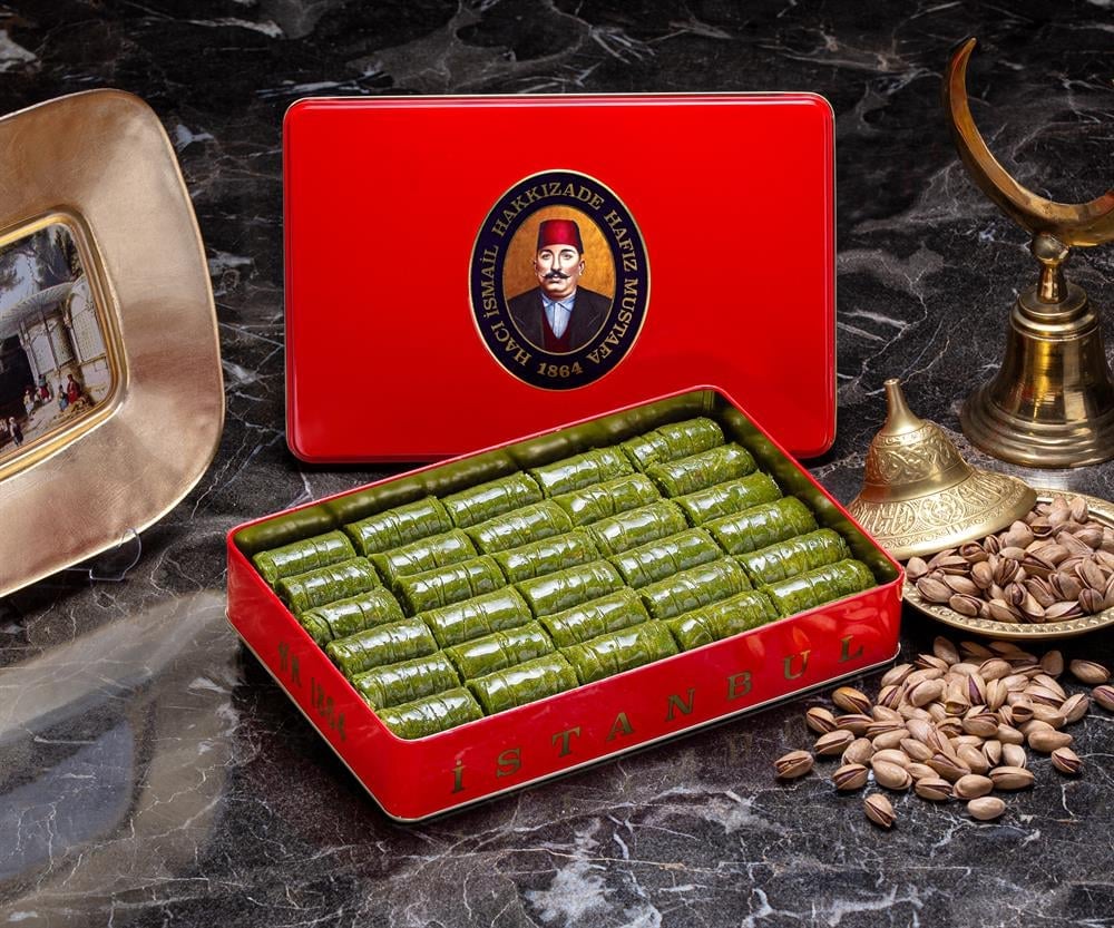 Hafiz Mustafa | Pistachio Roll Baklava (Medium Box) - TryAladdin