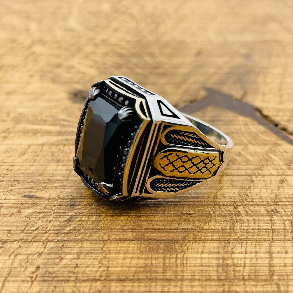 Men's Black Onyx Square Ring - TryAladdin