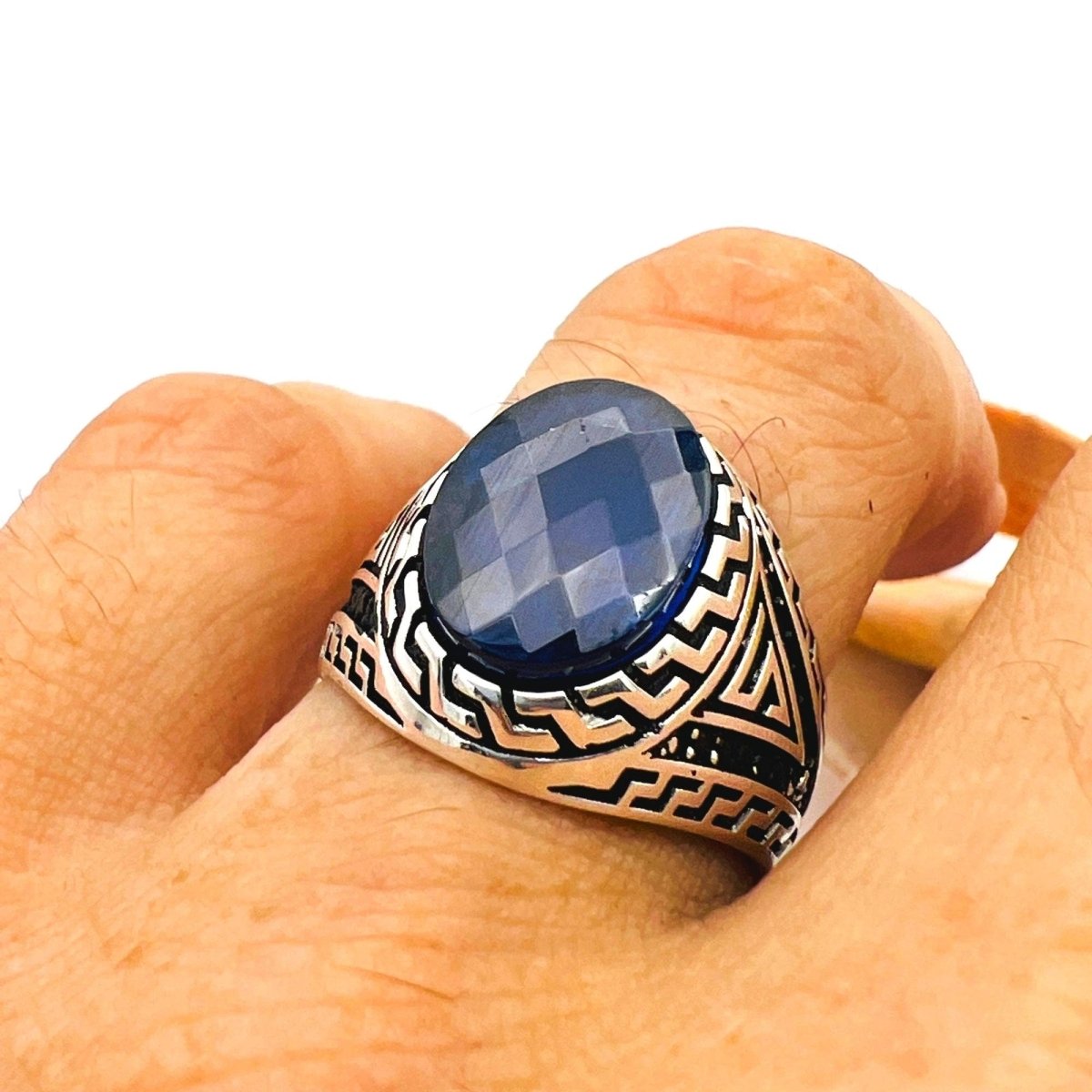 Men's Blue Sapphire Stone Ring - TryAladdin