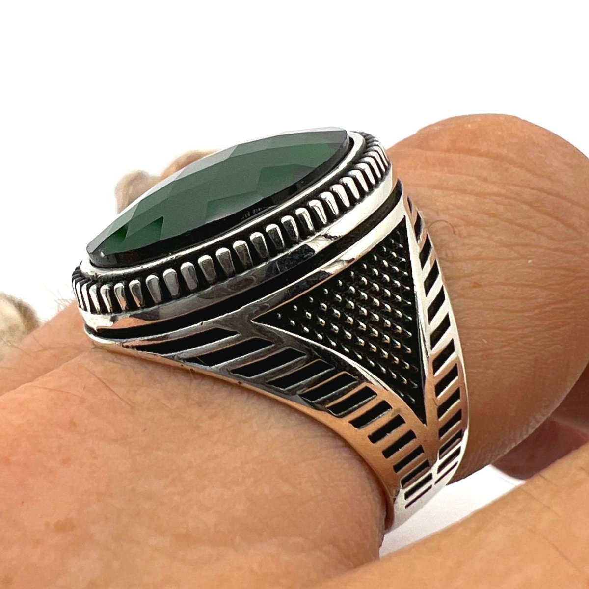 Men's Green Emerald Stone Ottoman Style Silver Ring - TryAladdin