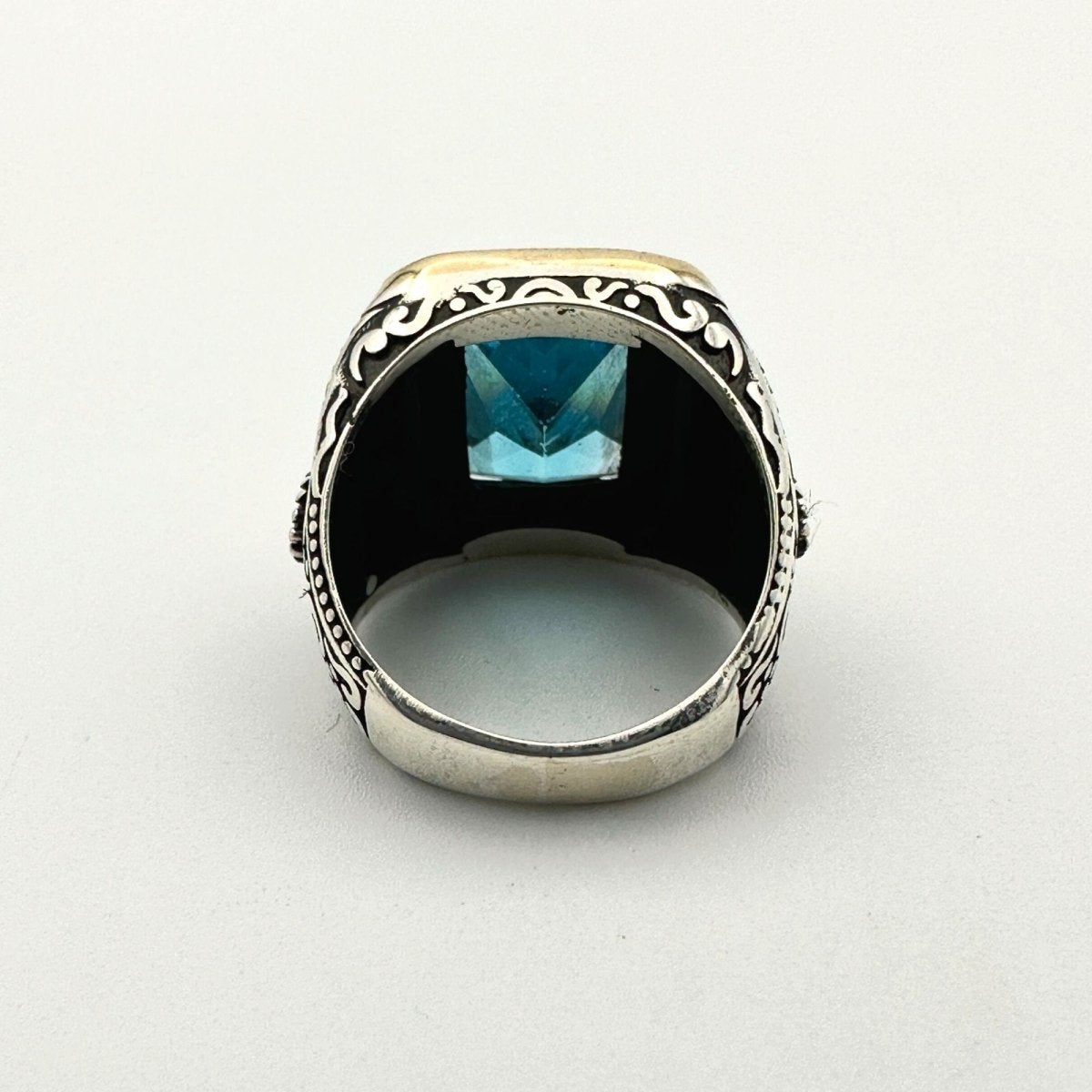 Men's Handmade Blue Aquamarine Stone Silver Ring - TryAladdin