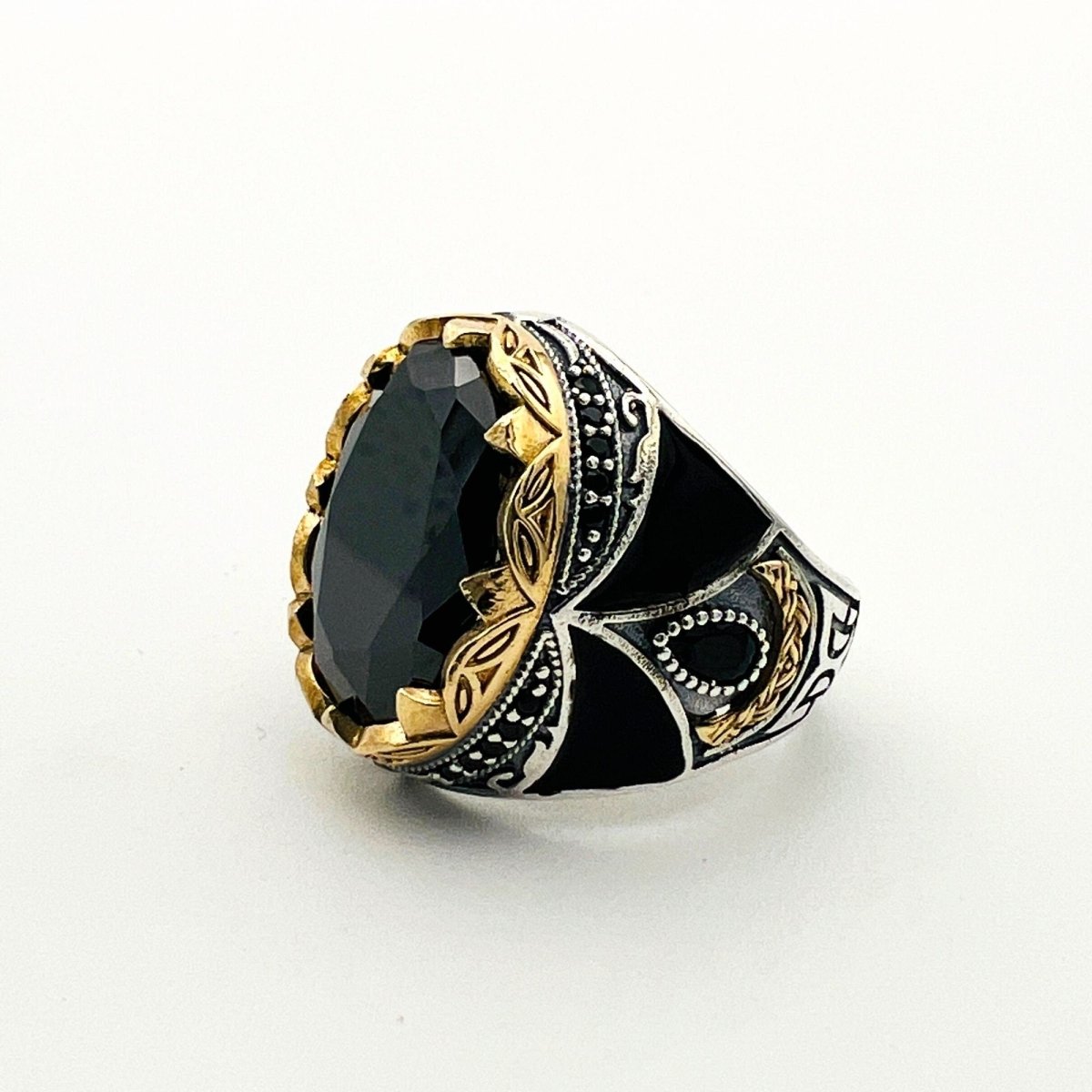 Men's Oval Onyx Silver Ring - TryAladdin