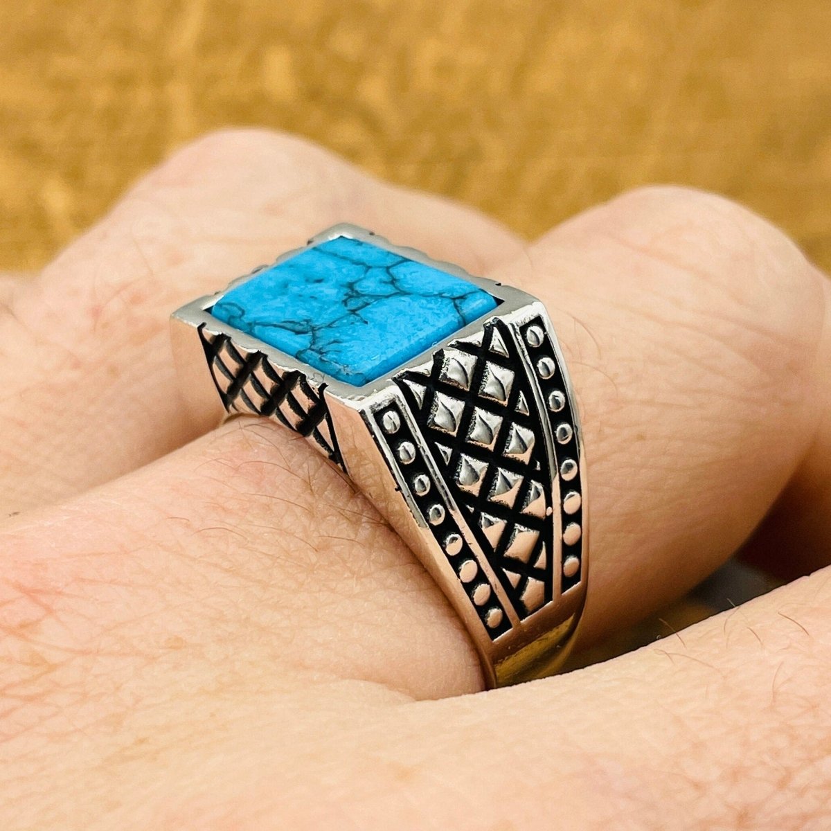 Men's Rectangle Blue Turquoise Stone Ring - TryAladdin