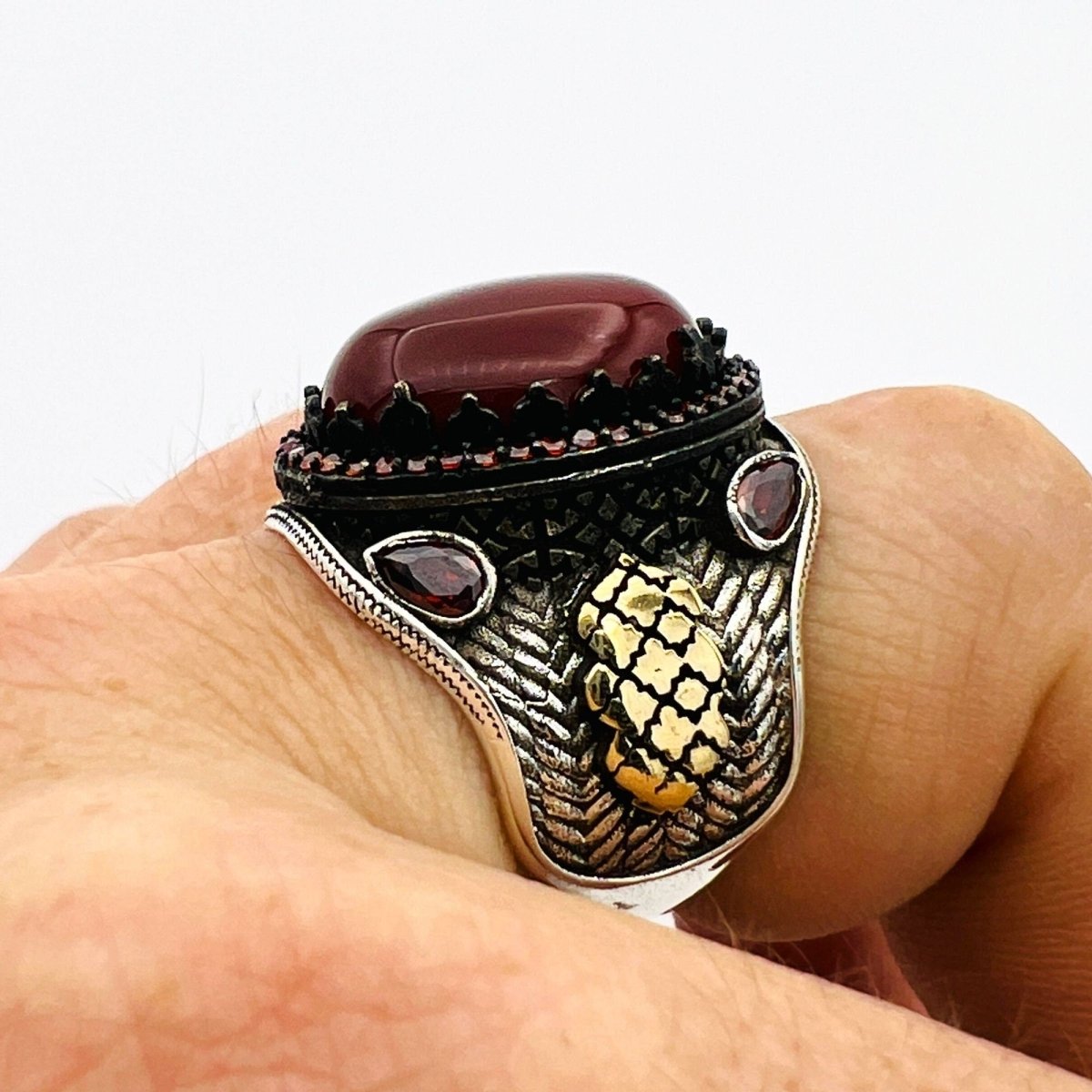 Men's Red Agate Silver Ring - TryAladdin