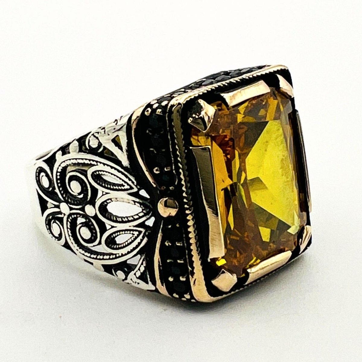 Men's Yellow Citrine Silver Ring - TryAladdin