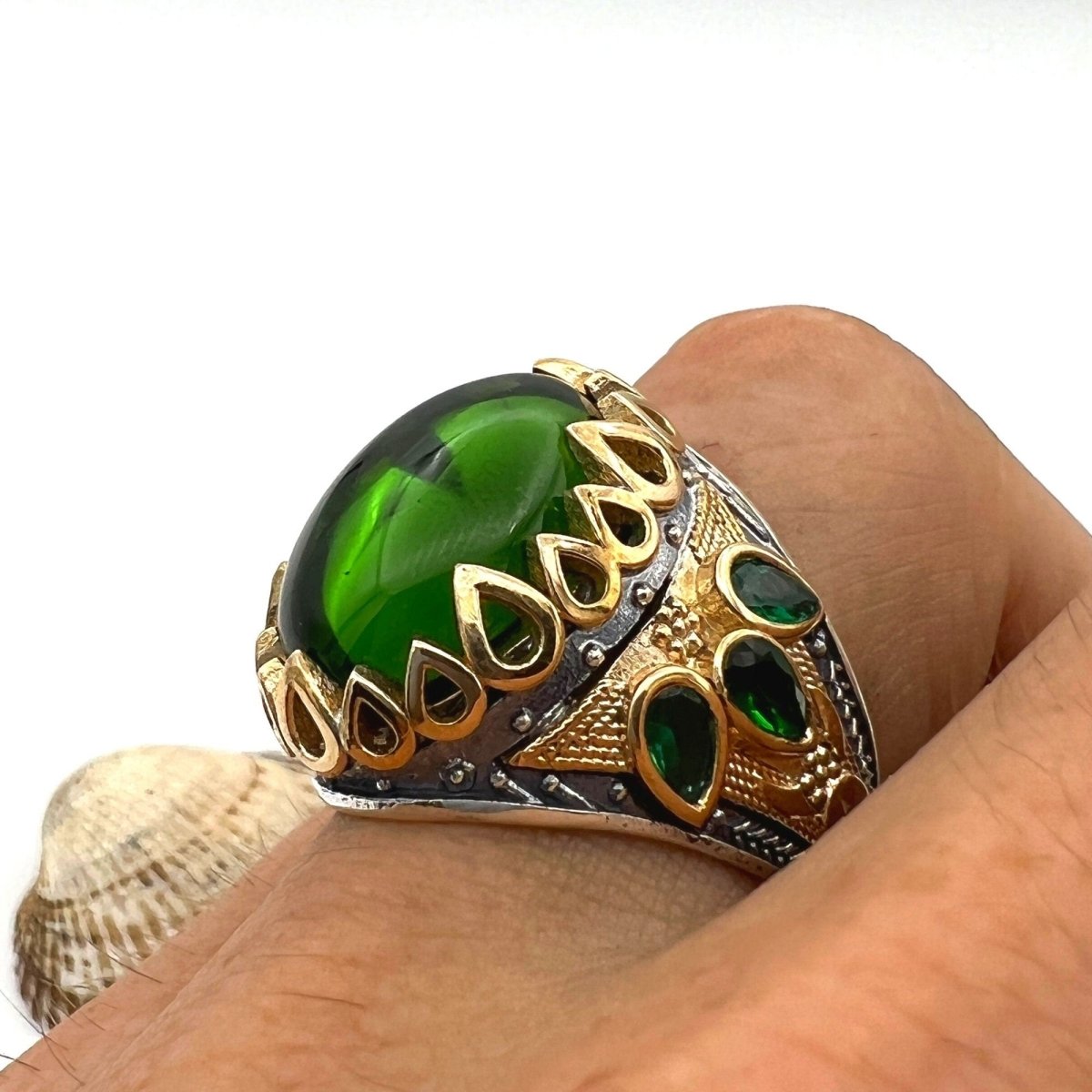 Men's Yemeni Aqeeq Stone Green Agate 925 Sterling Silver Ring - TryAladdin