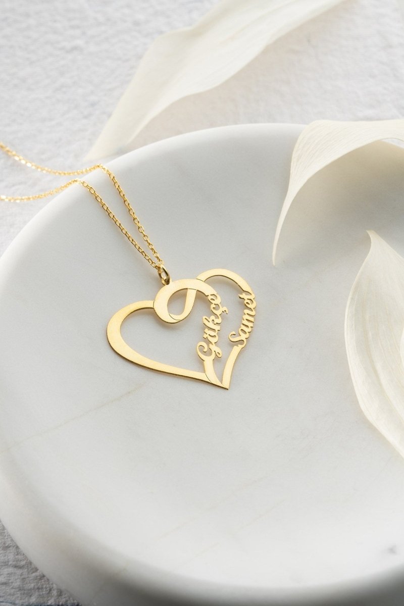 Nereze | Personalized Heart Name Necklace - TryAladdin