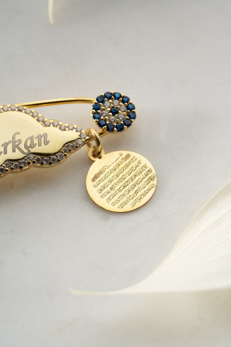 Nereze | Personalized Cloud Model Blue Feet Islamic Motivated Ayatal Kursi Baby Pin with Name - TryAladdin