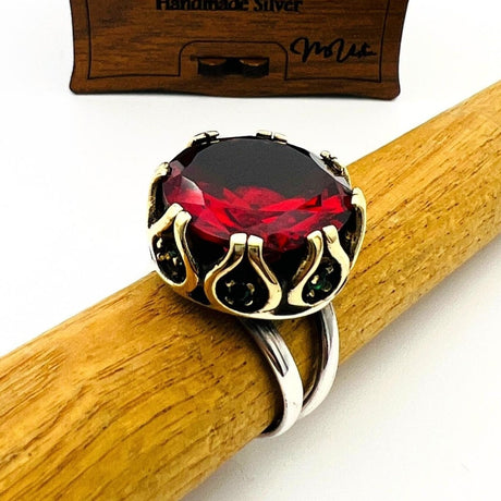 Oval Ruby Stone Women's Ring - TryAladdin