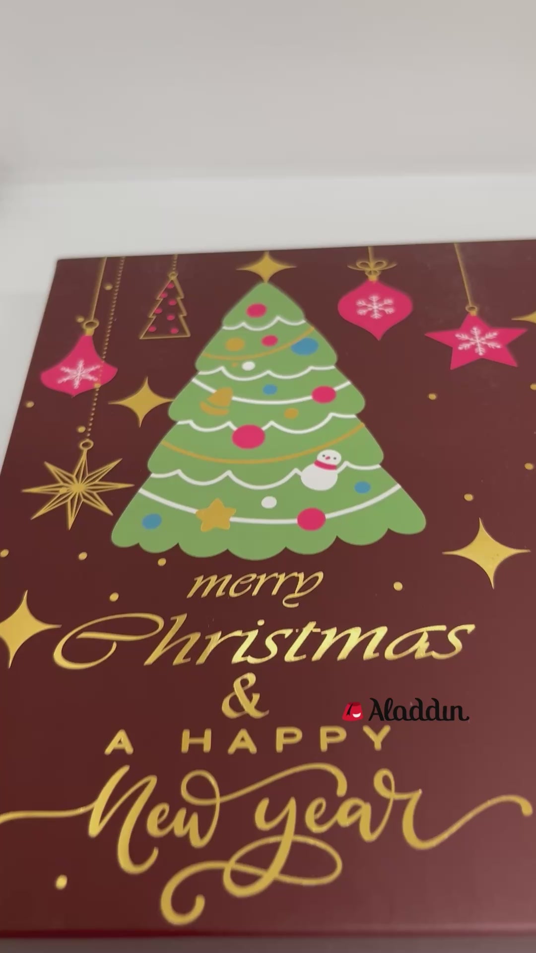 Truffes au lait au chocolat Ema et chocolat blanc fourrées à la fraise - Boîte Joyeux Noël - 250g