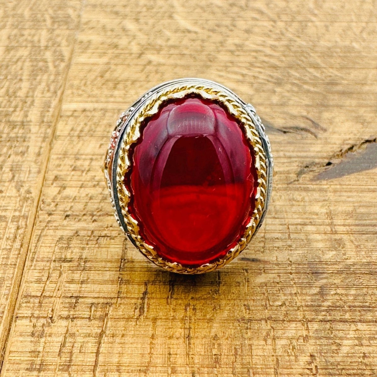 Red Topaz Oval Agate Ring - TryAladdin