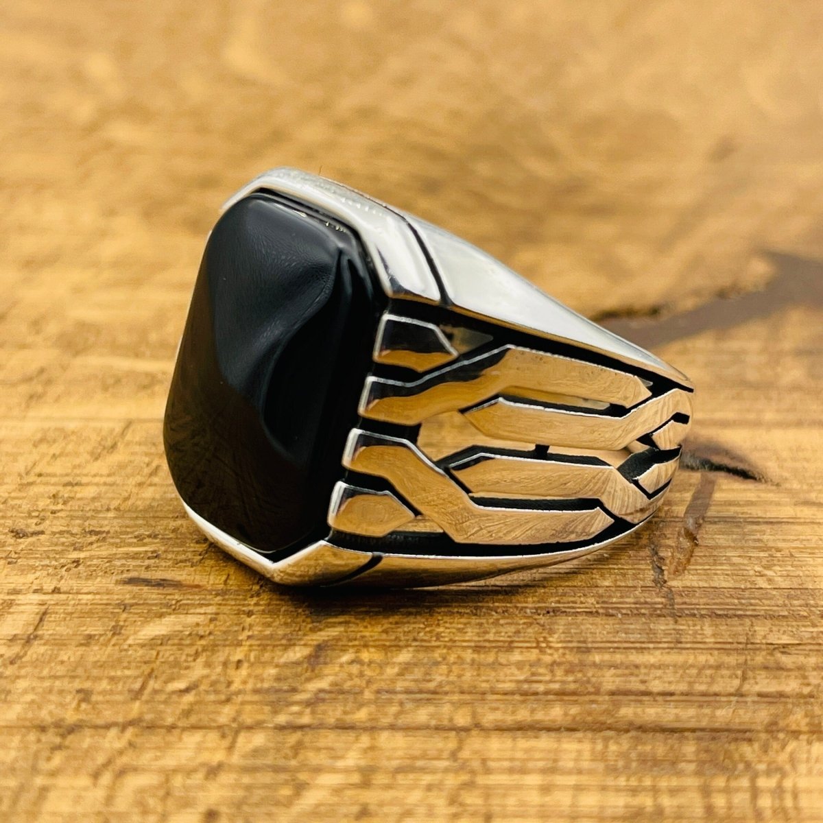 Sterling Silver 925 Handmade Onyx Stone Men's Ring - TryAladdin