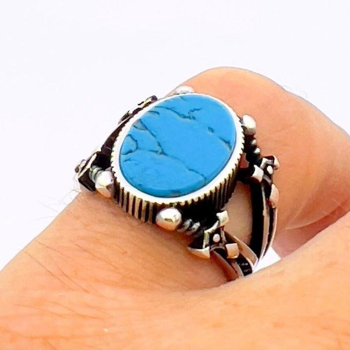 Turquoise Men's Silver Ring - TryAladdin